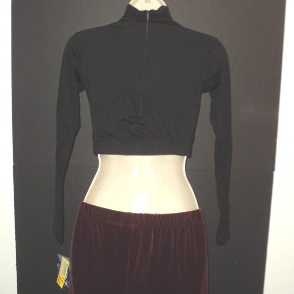 Capezio Adult M Black Crop Top Turtleneck Dance Cheer Long Sleeves - Picture 4 of 4